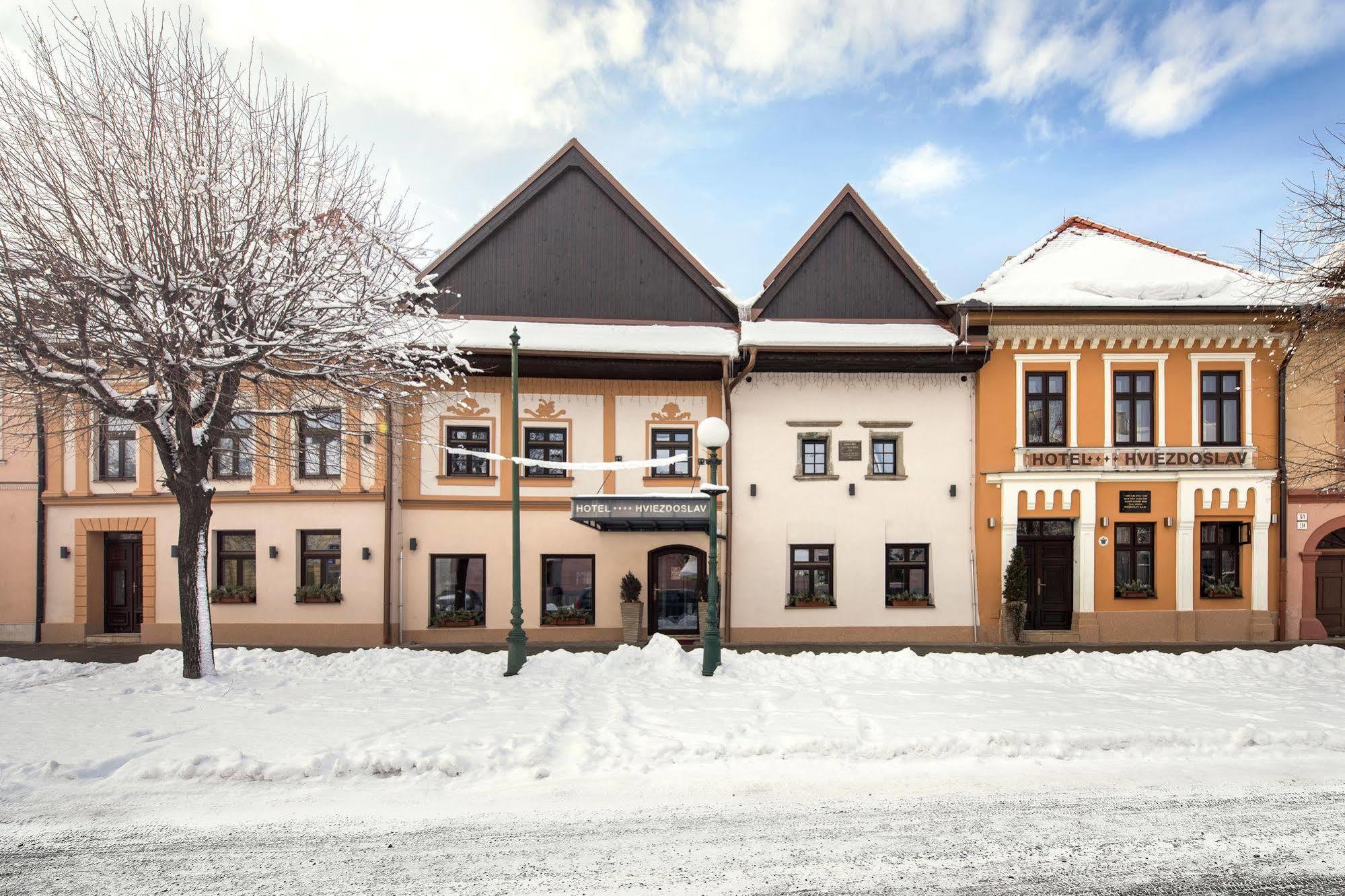 Boutique Hotel Hviezdoslav Kezmarok Luaran gambar